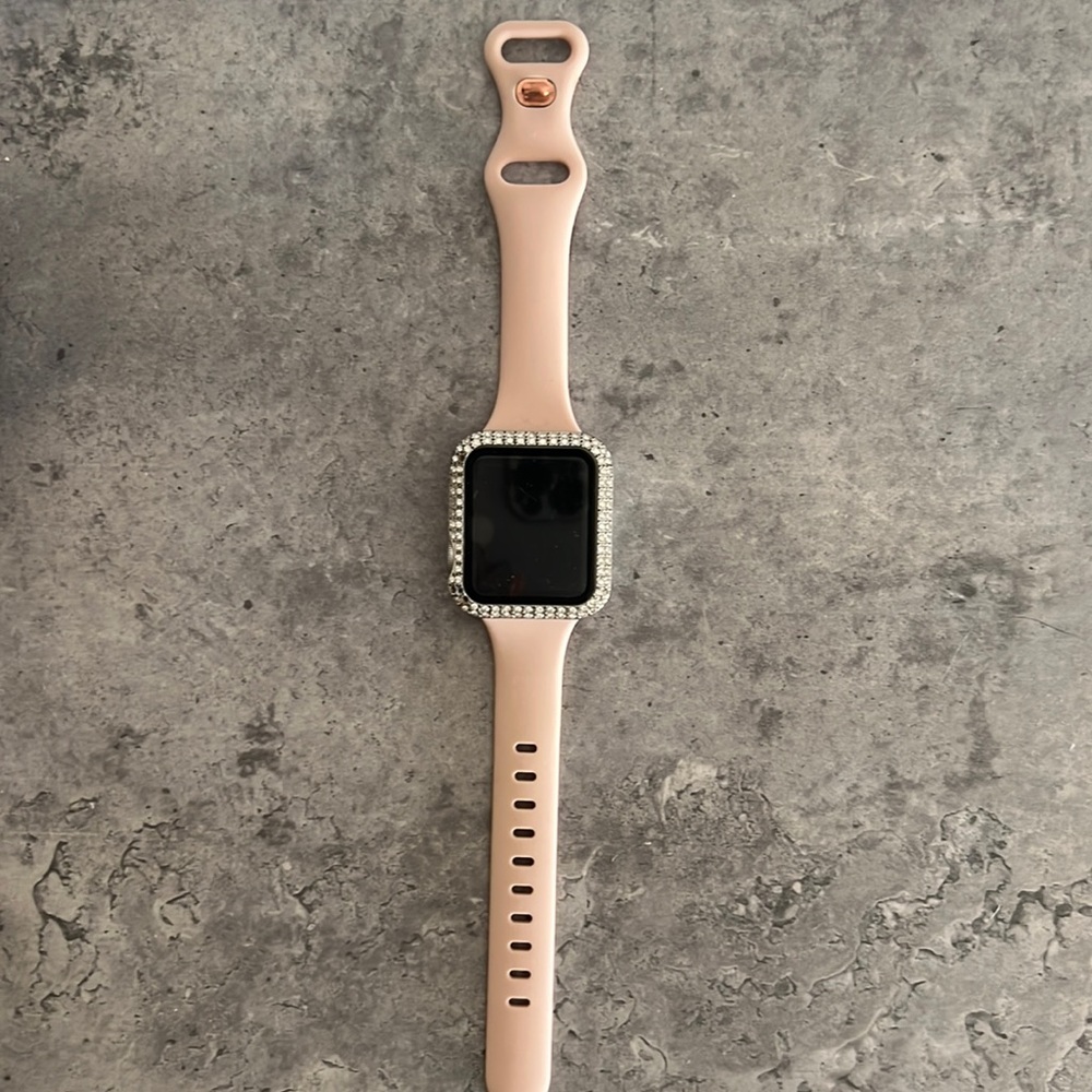 Apple Watch Series 3. Like brand new.   No scratches on face or watch.